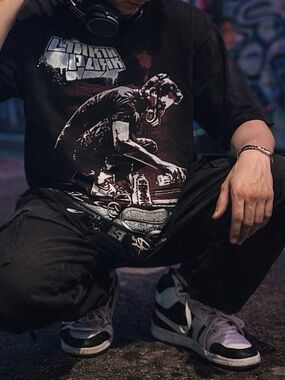 Linkin Park Band Shirt Medium